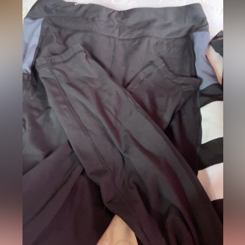 Black leggings